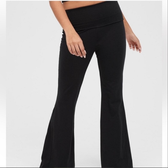 aerie Pants - NWT Aerie Offline OG Super Flare Legging Lg-Short